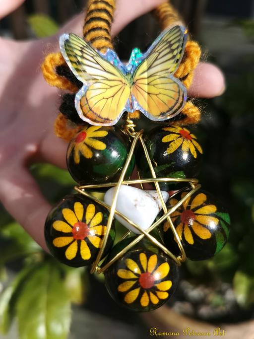 Buy & Sell West Midlands Birmingham - Photos for 🌻🦋 Sunflower Butterfly Crystal Holder