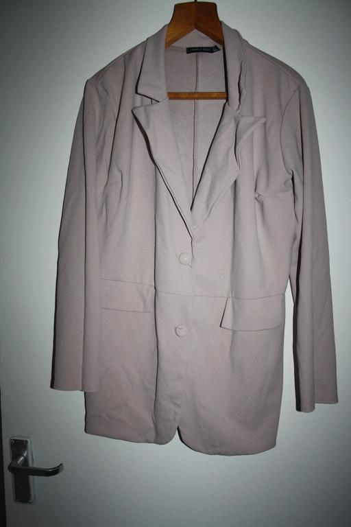 Buy & Sell North West London Chalk Farm - North West London - Photos for women's size 6/8 I saw it first blazer