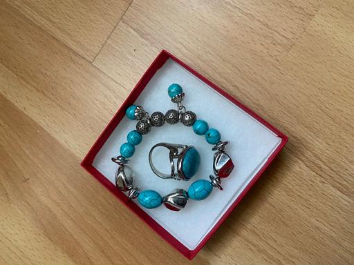 Buy & Sell Hertfordshire Broxbourne - Photos for Costume Jewellery- Bracelet & Ring set