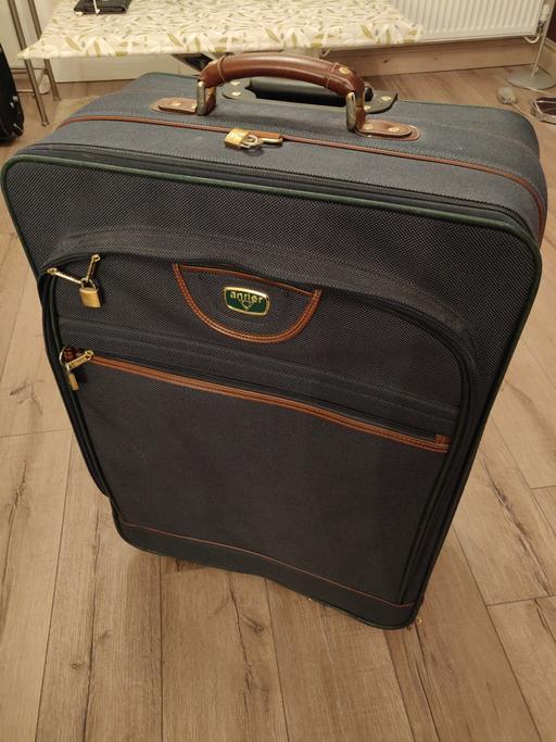 Buy & Sell West Midlands Solihull - Photos for Antler large suitcase