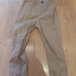 boys chinos

Good used condition
