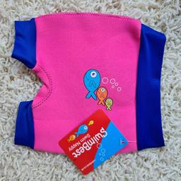 Size 2-4 kilos approx 0-3 months i believe. Too small for niece when purchased never worn, brand new with tags. Cute pink and navy with fish design. 

Designed to protect babies from sun and keep them dry. They do hold soiling and can be worn alone or with a reusable or disposable swim nappy underneath as extra protection. 

SwimBest Swim Nappy Shorts Snug fitting around the legs and waist this swim nappy has been constructed with neoprene and polyester Lycra.

#springclean