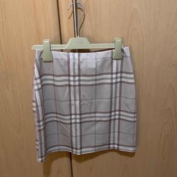 Beige check skirt
worn once

#springclean