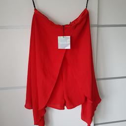 BNWT MISSGUIDED RED PLAYSUIT UK10. Bandeau double overlay. Collection or I can post for cost(Royal Mail second class with signature £4,20). Any questions feel free to ask. All my items are on other sites. Open on sensible offers on bundle. Please have a look on my other items