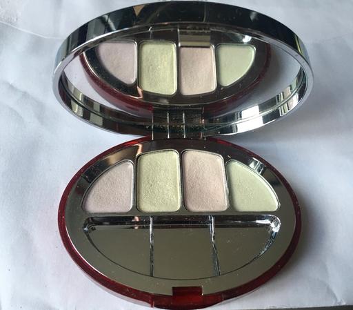 Buy & Sell West Yorkshire Leeds - Photos for Beautiful eyeshadow palette by clarins