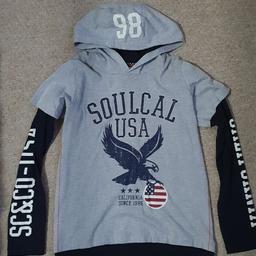 Good condition hoodie - long sleeved t-shirt style rather than jumper.

Age 13 years (fit my son age 12 years).

Postage possible for cost.

#springclean