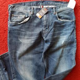 Verkaufe neue Jeans Hose von Tommy Hilfiger in Größe 34/32
Die Hose ist neu und nicht getragen mit Etikett noch.
NP: 130€
#springclean