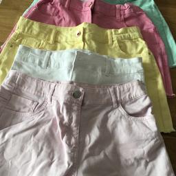 5 pairs of girls shorts age 13/14 ,like new