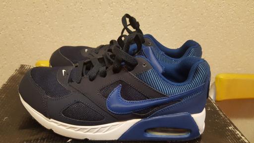 Buy & Sell Greater Manchester Manchester - Photos for Nike Air Max 90 Women trainers Size UK 5