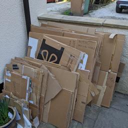 Assorted sizes of broken down cardboard perfect for moving house or home storage.