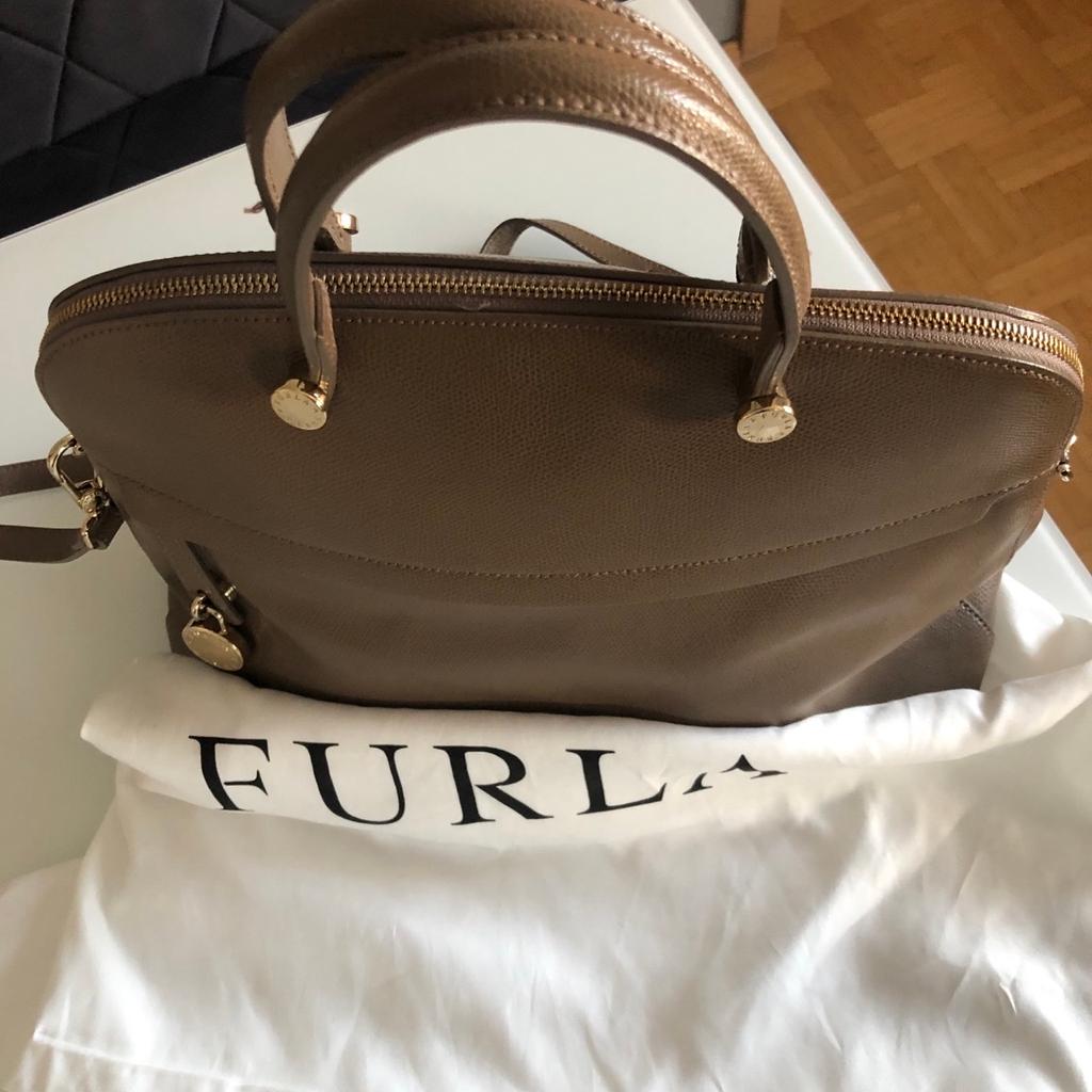 Verkaufe eine Furla Handtasche in einem sehr guten Zustand.
