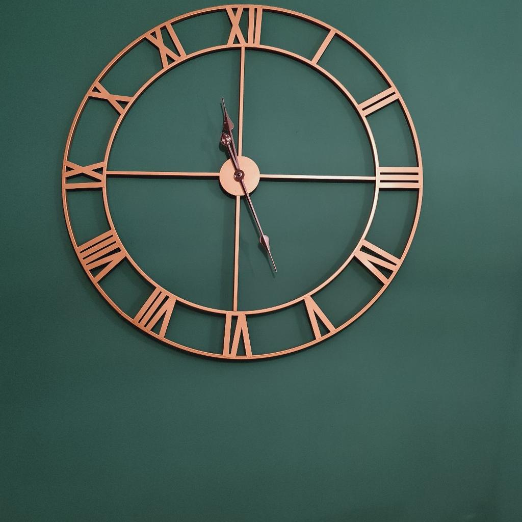 Large Gold Wall Clock 80cm. in B66 Sandwell für £ 35,00 zum Verkauf