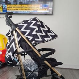 unisex pushchair selling as no needed anymore
fully working condition including cosy toes and raincover. also cupholder really light great condition possible postage if cover fot courier cost