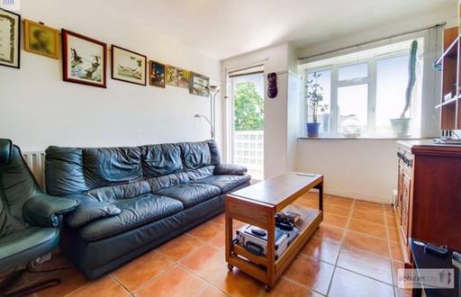 Residential Property East London Millwall - East London - Photos for Homeswap *urgent*