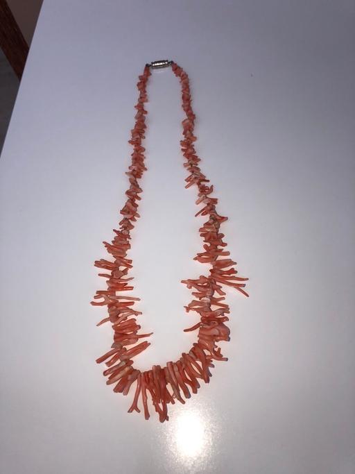 Buy & Sell Essex Southend-on-Sea - Photos for Vintage Coral Bone Salmon Pink Necklace