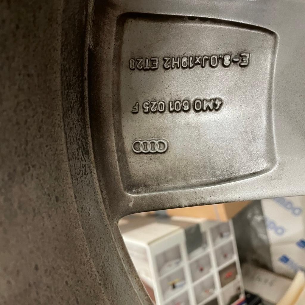 Audi Orginal Felgen mit Reifen in 6020 Innsbruck für € 300,00 zum Verkauf Shpock AT