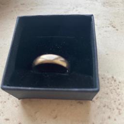 No longer fits me, too tight. 9ct white gold. Size I.  From H Samuel.  Very cheap price then what I paid for it.