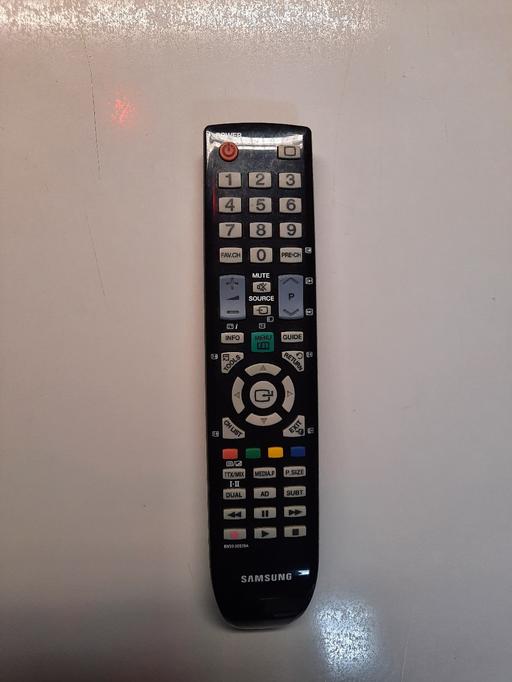 Buy & Sell West Midlands Wolverhampton - Photos for Genuine Samsung TV Remote Control WTRoHS 200