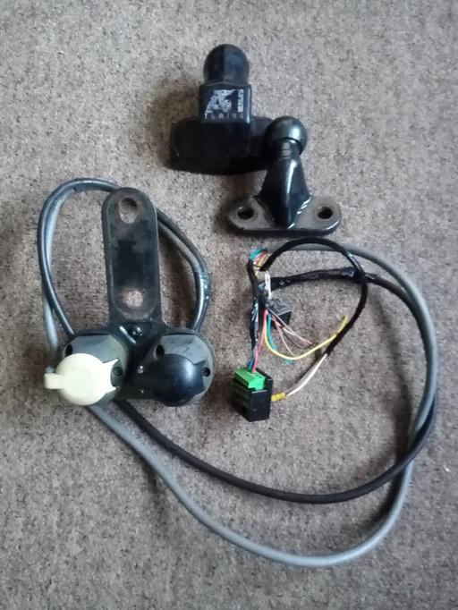 Vehicles North London Oakwood - North London - Photos for Volvo S80 Tow Bar Ball & Twin 7 Pin Electrics