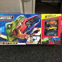 Dino Attack And 3 Cars
New in box 
Excellent condition 
From smoke and pet free home 
Pick up Normanton wf6 
Can post 
£6
More items available on separate listings please take a look