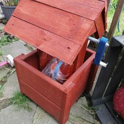 Brand new jst don't have room for it.. COLLECTION KIDBROOKE SE3 8RB
Bucket inside on rope. And working handle