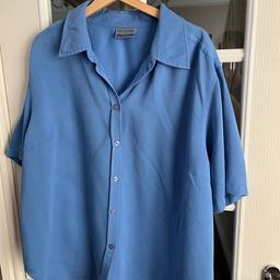 Ladies blouse 
Ladies clothes 
Blue 
Shirt 
Size 22-24 
Blouse 

Collection WS10 
Postage 1.63