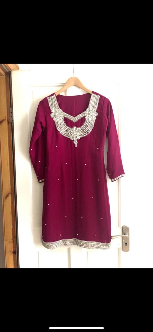 Buy & Sell Lancashire Chorley - Photos for Women’s Size 12 Pink & Diamanté Asian Dress