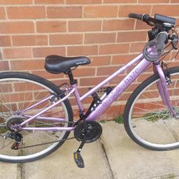 girls/Women's Apollo haze hybrid mountain bike,18 speed, 26"wheels,had little use , stored in garage, good condition, all gears and brakes work as they should,checked over ready to go, collection wollaston stourbridge or can deliver for extra