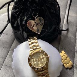 Pre owned watch in perfect condition except for a small amount of the gold rubbed off on one side of the bracelet! It has a few extra links so maybe could use these to remove the bad ones and replace with new ones! Also needs a battery…but is in perfect working order and is a lovely watch!
