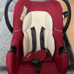*Collection from Putney SW15*

In very good used condition, used only a handful of times and not been in any accidents!

This non-ISOFIX forward-facing car seat is secured using the vehicle’s seat belts so it’s suited to older cars without ISOFIX.
Lightweight and forward-facing, it has five different seat recline positions and an integral five-point harness with a handy one-pull adjustor, plus deep, wide wings for side impact protection.

No time wasters/No Silly offers/No Refunds!