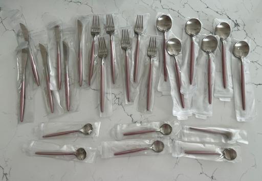 Buy & Sell Nottinghamshire Rushcliffe - Photos for 24 Piece Cutlery Set