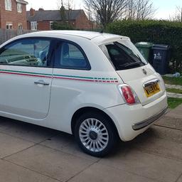 Hi I selling me Fiat 500 1.2 petroll,manual,milage 125312,mot 9/2022,tax only £30 year,ideal frist car,engine gearbox all good,no lights on the dash,only one issues dent in the Back thats it all rest good.