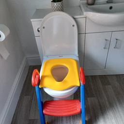 toilet seat with steps, so they can use the toilet themselves, folds up when not used. in excellent clean condition £5