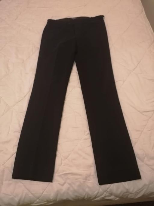 Buy & Sell East London Upton Park - East London - Photos for Men's trousers with 4 men's sh