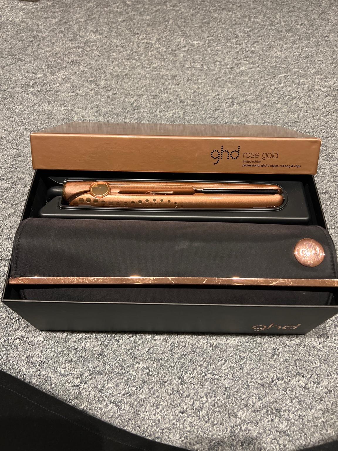 Rose gold Limited Edition GHD straighteners in WS10 Sandwell for £35.00