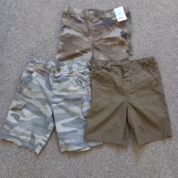 Boys Shorts Bundle, age 3-4, in excellent condition, one pair, brand new with tag, from a pet and smoke free.

Other shorts and tshirt bundles listed.

Will consider selling separately.

Postage or local delivery available on request.
