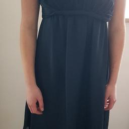 trägerloses Kleid von Esprit
blau
1x anprobiert, also Neu
EXCL.VERSAND