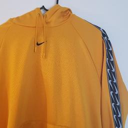 Nike hoody size m brand new without tags collection only