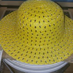 plain hat in yellow, comes with Easter stickers,pipe cleaners, pompoms and ribbons,pick up only, from Upton Park or Hainault