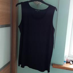 Size 16 maternity vest from Next. Only worn once
Collection from Conisbrough or may be able to deliver local
