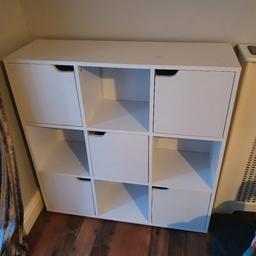 2 great condition units each with 9 cubes 5 on each unit have doors on

90 cm high
90 cm wide
30 cm Depth 

Each cube 30x30cm

On inside cube has paint missing slightly see pic 5 can't see as door covers it 

£50 FOR THE PAIR