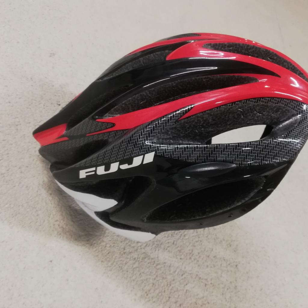 Verkaufe FUJI Rennrad Helm in der Größe XL (57-62 cm)