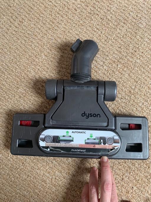 Buy & Sell South West London Merton - Photos for Automatic musclehead dyson head tool