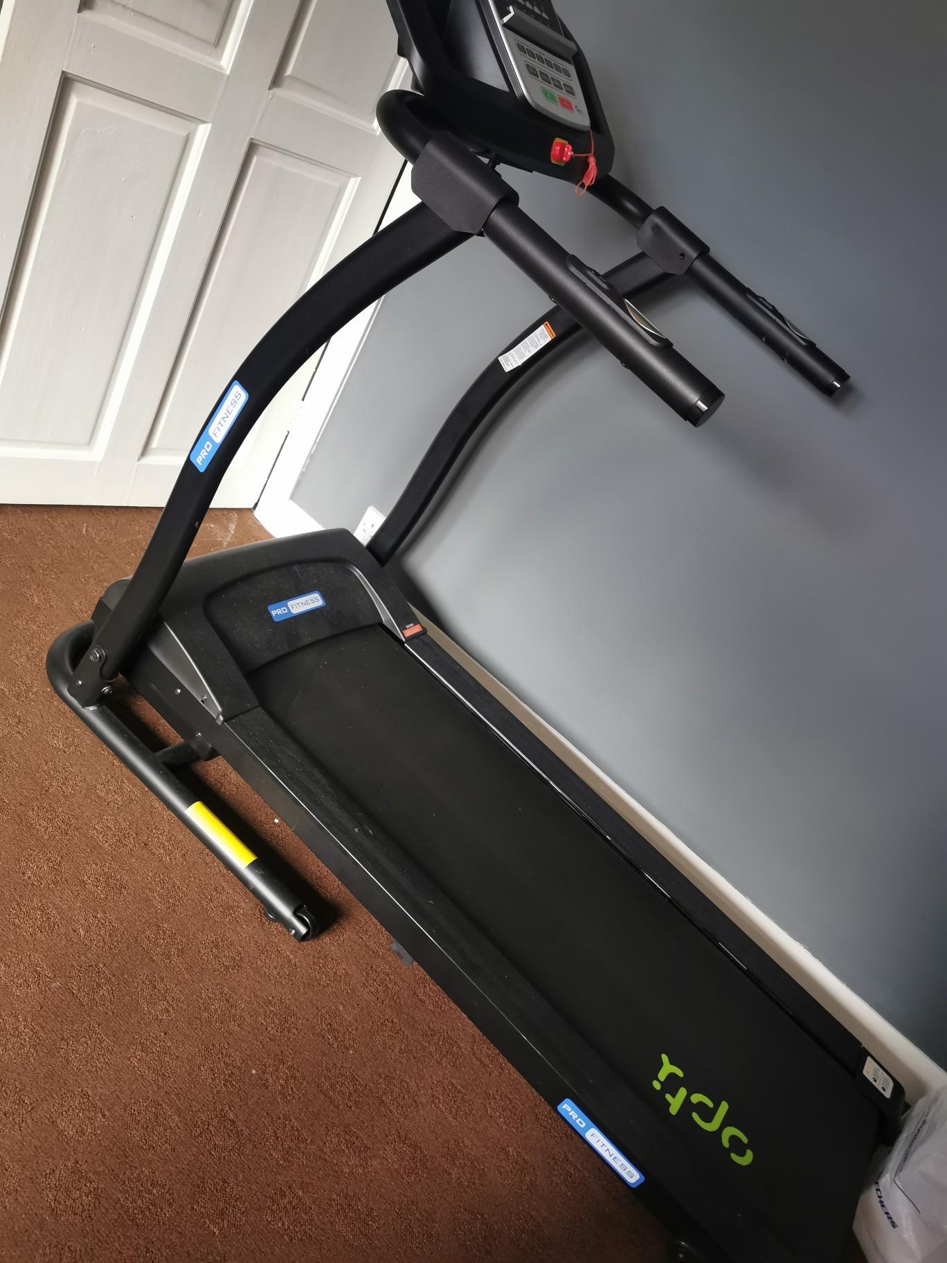 Pro fitness treadmill in BD9 Bradford for £65.00 for sale | Shpock