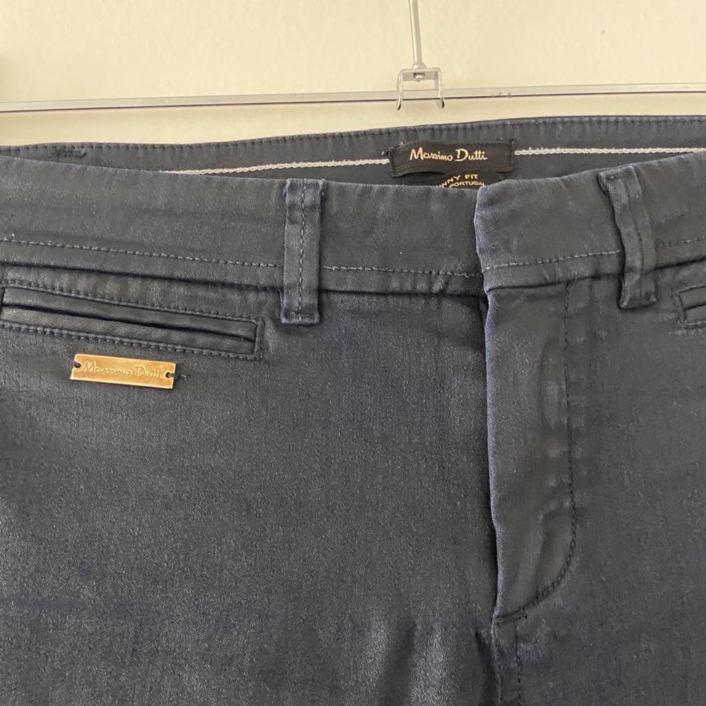 Hi and welcome to this great beautiful looking Womens Massimo Dutti Mid Rise Skinny Fit Jeans Size 8 (36) in perfect Condition thanks