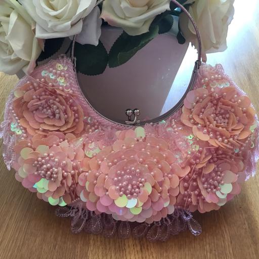 Buy & Sell Essex Maldon - Photos for New pink evening bag.