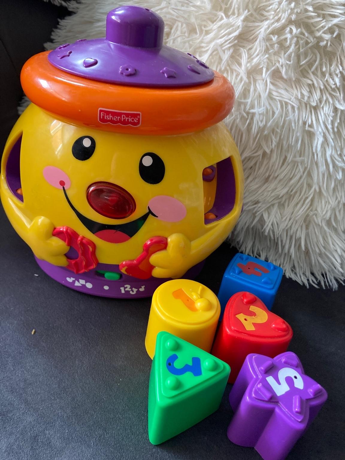 Fisher price laugh and learn shape sorter in B36 Solihull für 4,00