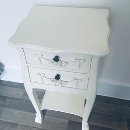 Toulouse Bedside Table With 2 Drawers.

Toulouse Dressing Table With Mirror&Stool.

Perfect Condition.

Cash & Collection Only.