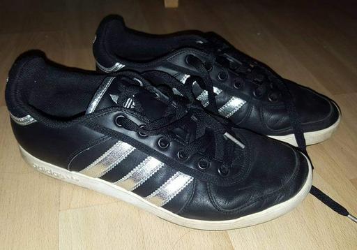 Buy & Sell West Midlands Sandwell - Photos for ladies Adidas vintage retro trainers size 6