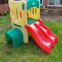 GREAT CONDITION!! Little Tikes Cube Slide, age 2-4 years.
Buyer to collect, thanks!
